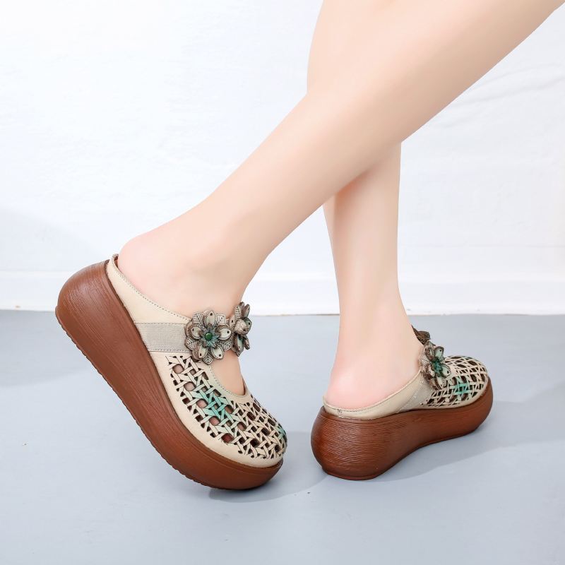 Handgjorda Flowers Strap Hollow Wedge Tofflor